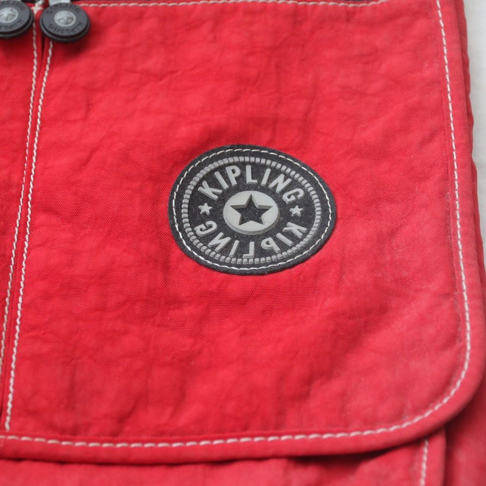 Vintage Kipling Red Black Messenger Bag Reiss with Monkey Crossbody Shoulder - Picture 2 of 10